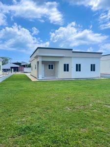 Budova, kde se prázdninový dům nachází + 1 fotografie