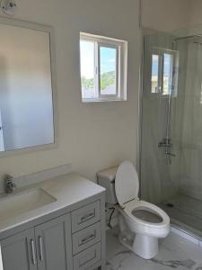 Koupelna v ubytování Two Bedroom West isle Gated Community