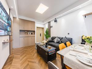 Kuchyň nebo kuchyňský kout v ubytování Annie 公寓-2602