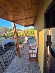 En balkon eller terrasse på Depto colonia caroya