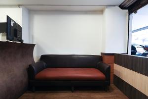 Et tv og/eller underholdning på Hotel O by OYO V Square