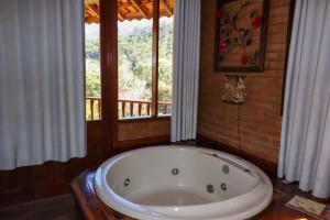 Foto sihtkohas Visconde De Maua asuva majutusasutuse Pousada Das Araucárias galeriist +119 fotot