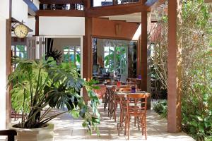 Um restaurante ou outro lugar para comer em Pousada Terra Juquehy
