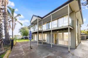 Το κτήριο όπου στεγάζεται  η παραθεριστική κατοικία