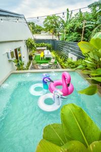 Πισίνα στο ή κοντά στο FLASH SALE Villa Amihan Vigan with Pool 5 Mins to Calle Crisologo