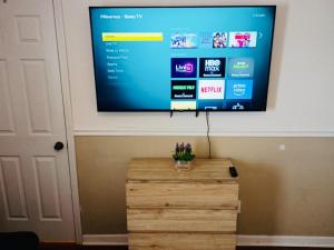 Μια τηλεόραση ή/και κέντρο ψυχαγωγίας στο Northside