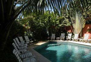 A piscina localizada em Pousada Terra Juquehy ou nos arredores