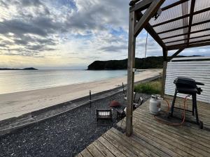 Φυσικό τοπίο κοντά σε οργανωμένο κάμπινγκ