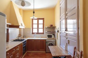 Kuchnia lub aneks kuchenny w obiekcie Casa del Mesoncico