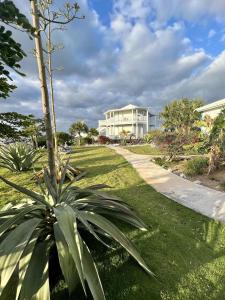 Un jardín fuera de Petit Paradise Sandy Point, San Salvador 15 fotos más