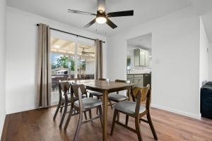 Galería fotográfica de Modern 5BR Retreat l Cozy l Spacious Work-Friendly en Sierra Vista