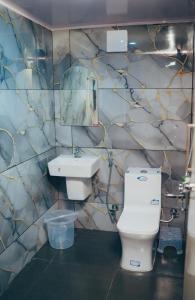 Phòng tắm tại Febune Villas