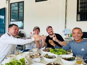 Hosté ubytování Cô Tô Lương Chi