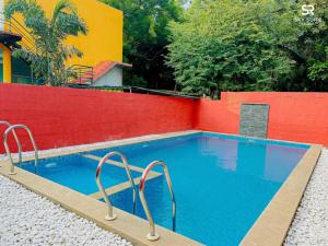 Bazén v ubytování sky suite residency nebo v jeho okolí + 20 fotografií