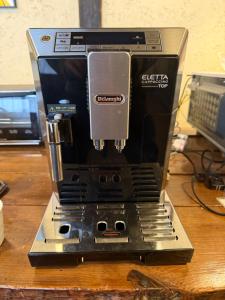 Tetera y cafetera en A Lucky Hostel