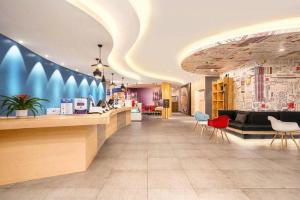 O zonă de relaxare la Ibis Chengdu Kehua Hotel