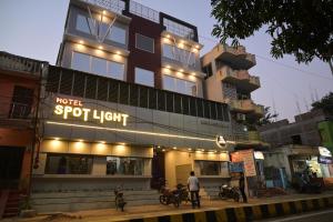 Το κτήριο όπου στεγάζεται  το ξενοδοχείο