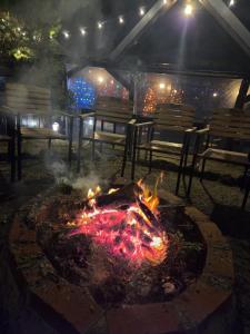 Gril dostupný pro hosty v hotelu