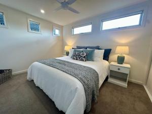 Ένα ή περισσότερα κρεβάτια σε δωμάτιο στο Olive & Salt