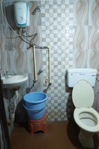 Ένα μπάνιο στο Sri Gurudatta Nilayam