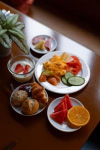 Jídlo v hotelu nebo okolí