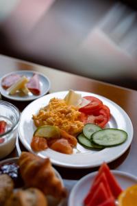 Jídlo v hotelu nebo okolí