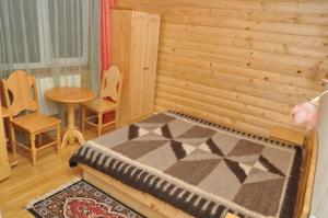 Ένα ή περισσότερα κρεβάτια σε δωμάτιο στο Яблучко