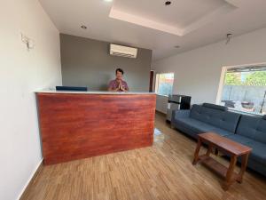 Χώρος καθιστικού στο Monterey Angkor Boutique