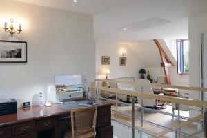 Khu vực ghế ngồi tại Les Chouettes