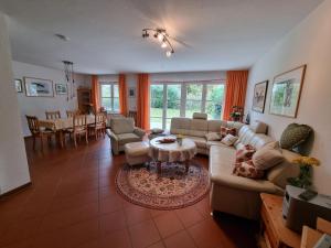 Khu vực ghế ngồi tại Ferienhaus zur Alleenstraße