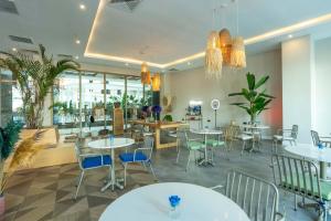 Εστιατόριο ή άλλο μέρος για φαγητό στο Luxury Residence in Sirius Town Pool & Spa