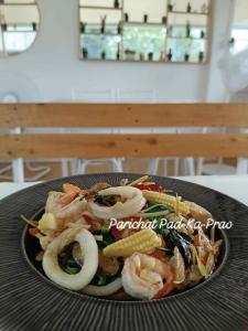 Jídlo v penzionu nebo okolí