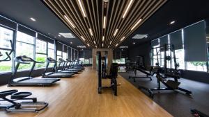 Fitness centrum a/nebo fitness zařízení v ubytování MayaBay Homestay near KLIA SplashMania at Gamuda Cove by GL Play