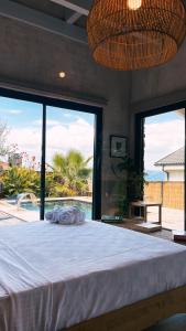 Postel nebo postele na pokoji v ubytování New Balturk Nature Villas