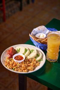 ラゴスにあるEncanto Lodgeの一皿一皿