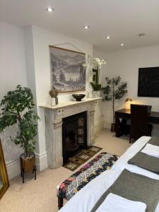 Μια τηλεόραση ή/και κέντρο ψυχαγωγίας στο Station Bridge Collection - Flat 5