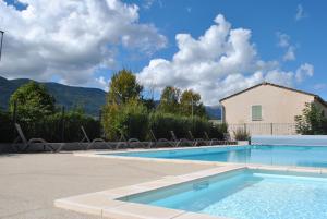 Πισίνα στο ή κοντά στο Le Hameau des Sources by Ateya