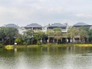 Φυσικό τοπίο κοντά σε αυτό το δωμάτιο σε οικογενειακή κατοικία