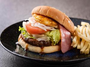 Toit hotelli aladel või selle läheduses