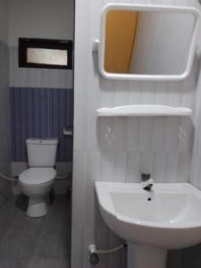 Koupelna v ubytování Hide Jungle + 3 fotografie