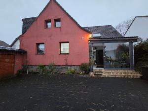 Το κτήριο όπου στεγάζεται  το διαμέρισμα