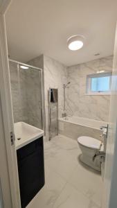 Vannituba majutusasutuses Welcome to the Cobbler's at Barry Island