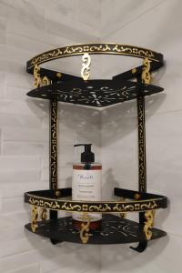 Φωτογραφία από το άλμπουμ του Hotel - Jodi Lare  +136 φωτογραφίες