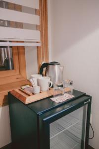 Příslušenství pro přípravu čaje a kávy v ubytování Saburhane