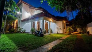 Κήπος έξω από το Green Serenity