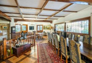 Un lugar para sentarse en Villa Escorial Park 30p