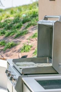 Φωτογραφία από το άλμπουμ του Terrazza Incanti - Piscina e Magia al Tramonto σε Fiorenzuola di Focara +16 φωτογραφίες