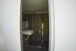 Phòng tắm tại Sofia Mountain Getaway, Crete