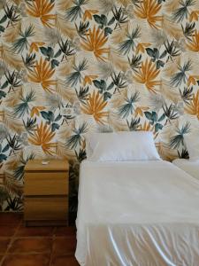 Postel nebo postele na pokoji v ubytování Hotel Ecolife Tenerife + 159 fotografií