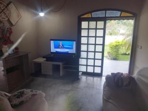 TV/trung tâm giải trí tại Chácara meu paraíso em Nazaré paulista